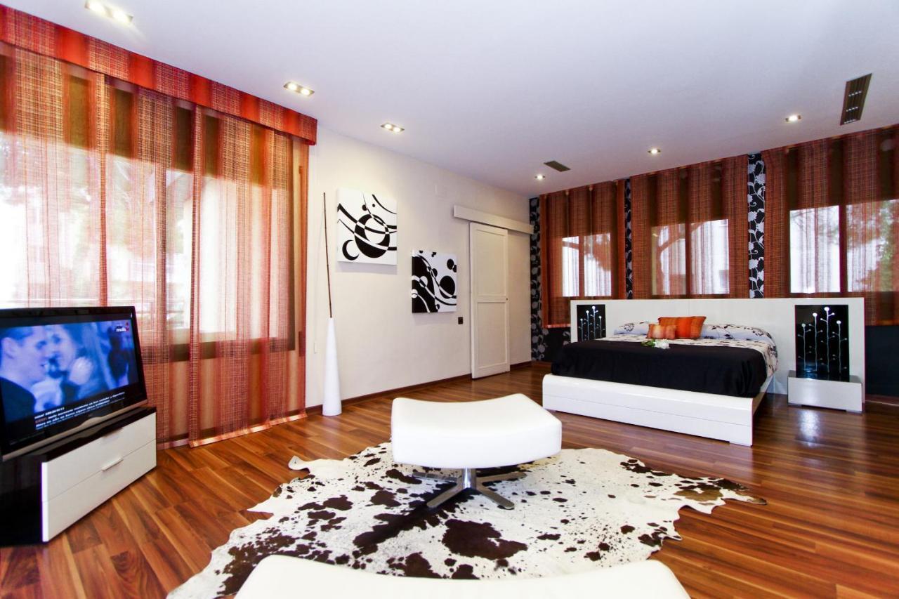 Villa Planet Salou Exterior photo